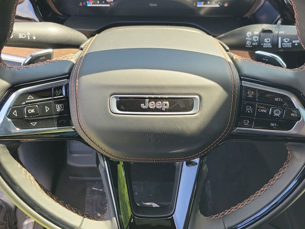 New 2026 Silver Zynith Exterior Paint Jeep Summit image 25