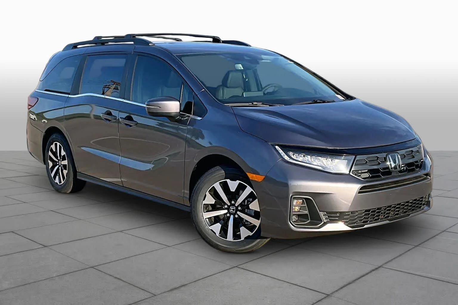 New 2026 Modern Steel Metallic Honda EX-L image 2