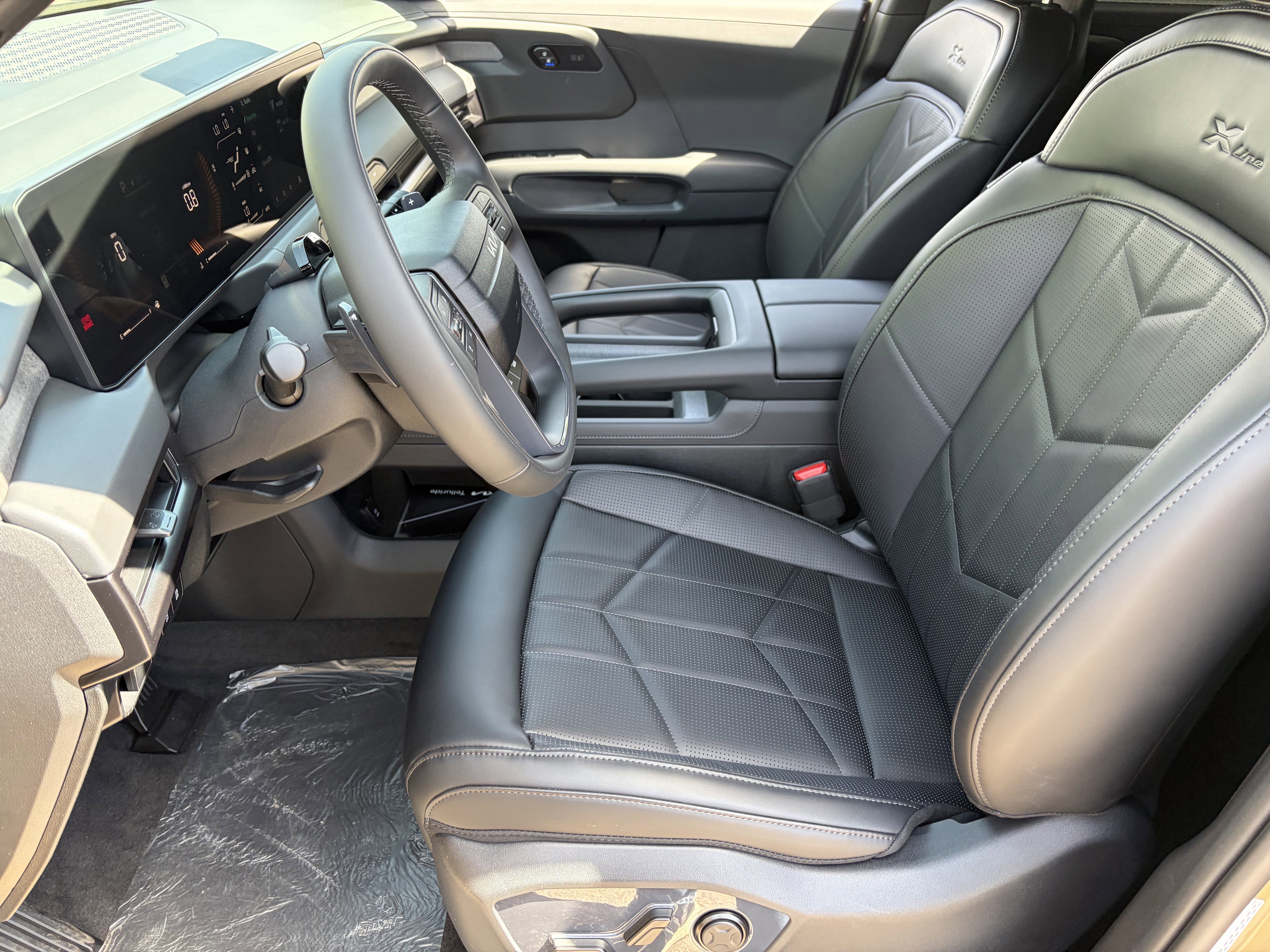 New 2027 Terrain Brown Kia X-Line EX image 17