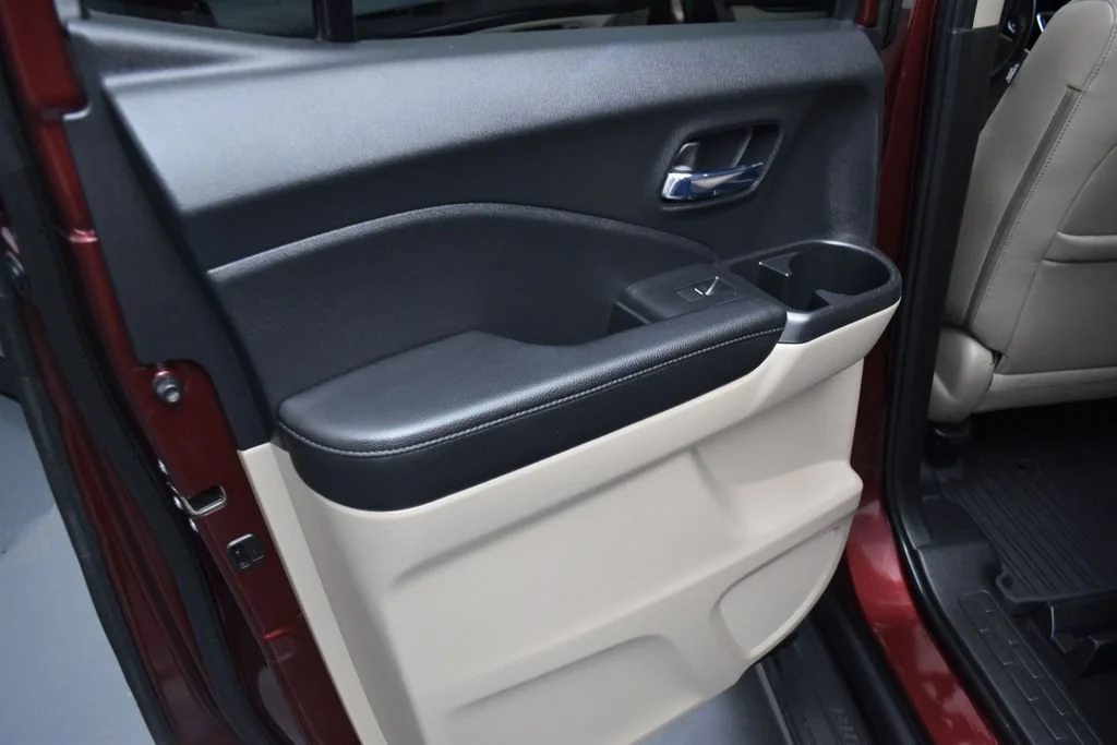 Used 2019 Red Honda RTL-E image 17