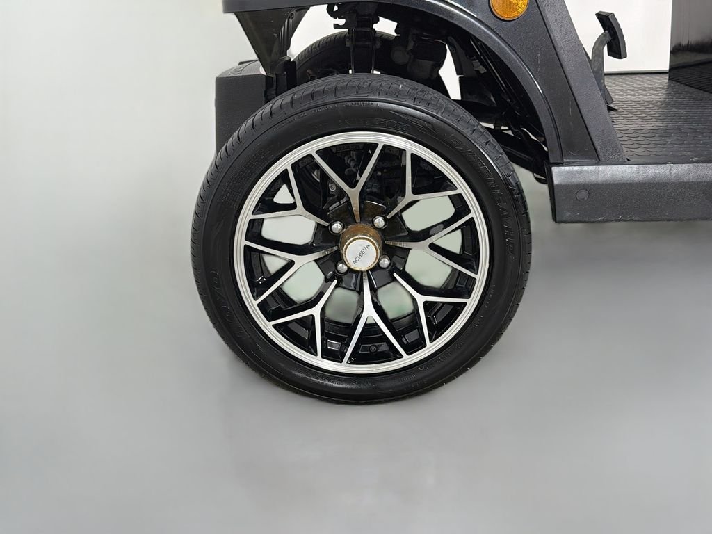 Used 2023  Tomberlin lsv image 25