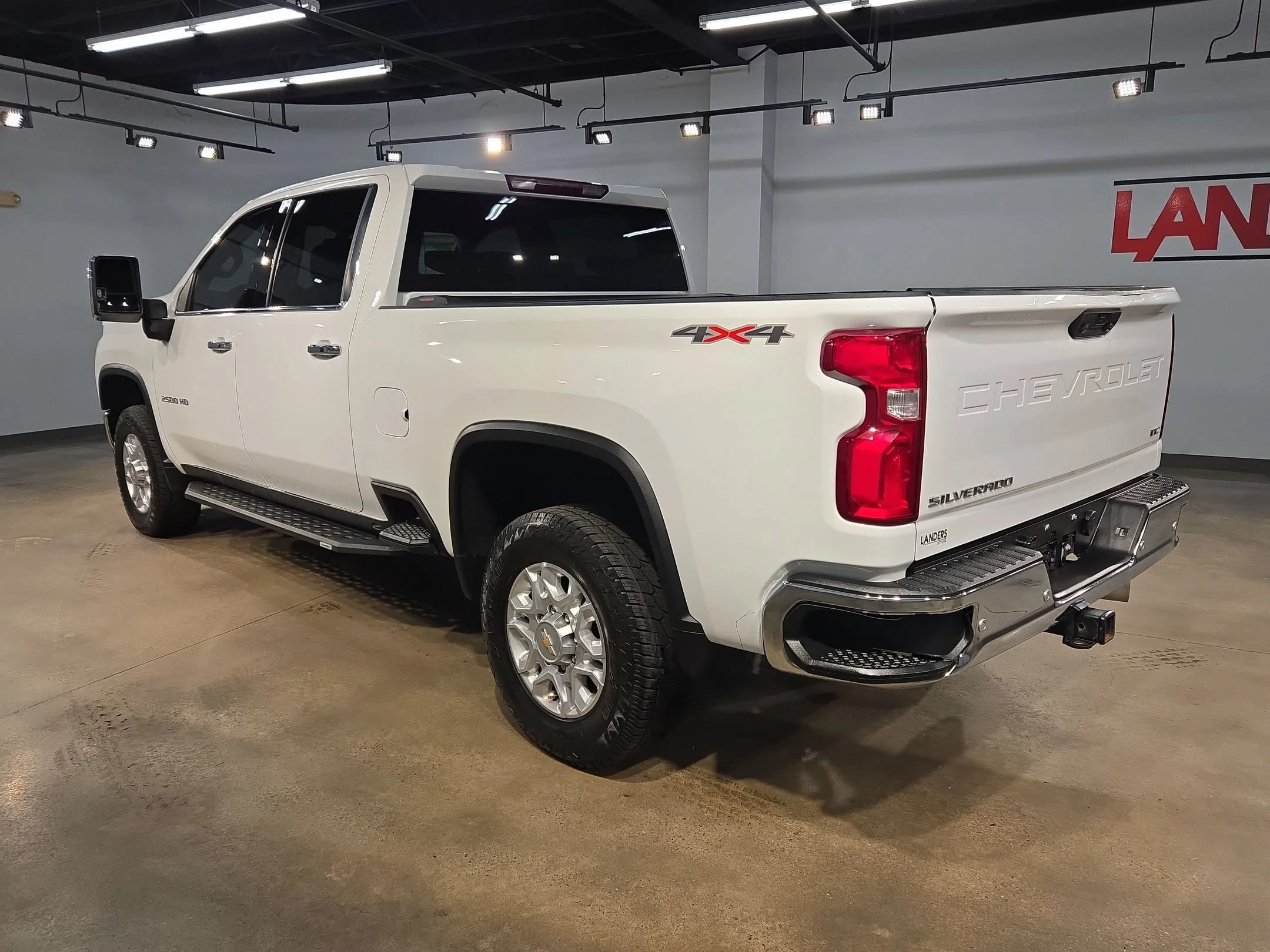 Used 2023 Summit White Chevrolet LTZ image 5