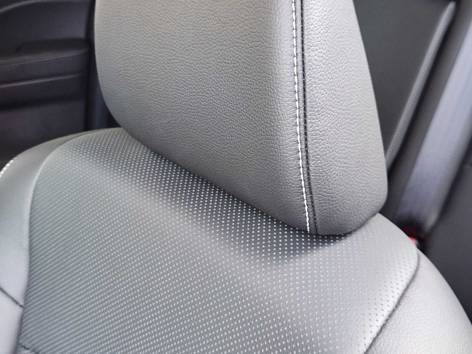 Used 2025 Sonic Gray Pearl Honda RTL image 22