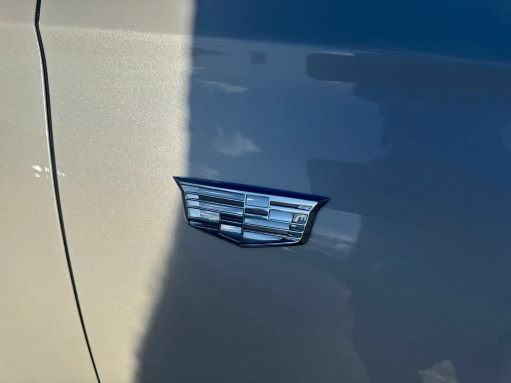 Used 2021 Crystal White Tri-Coat Cadillac Premium Luxury image 45