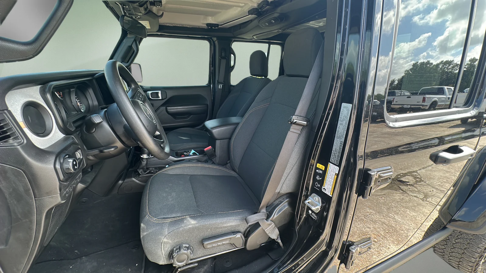 Used 2024 Black Jeep Sport image 17