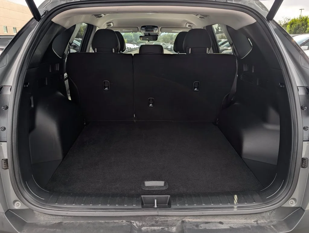 Used 2025 Gray Hyundai SEL image 10