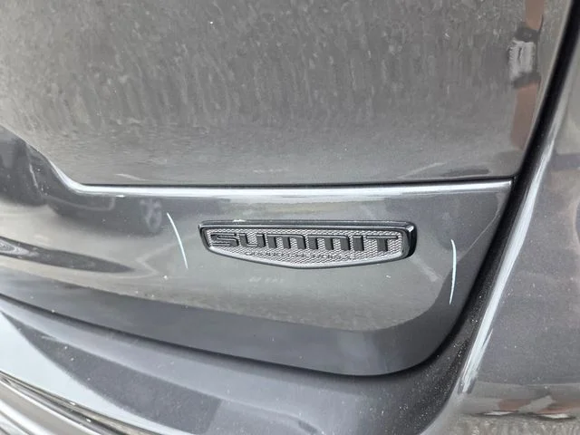 New 2026 Baltic Gray Metallic Clear-Coat Exterior Paint Jeep Summit image 13