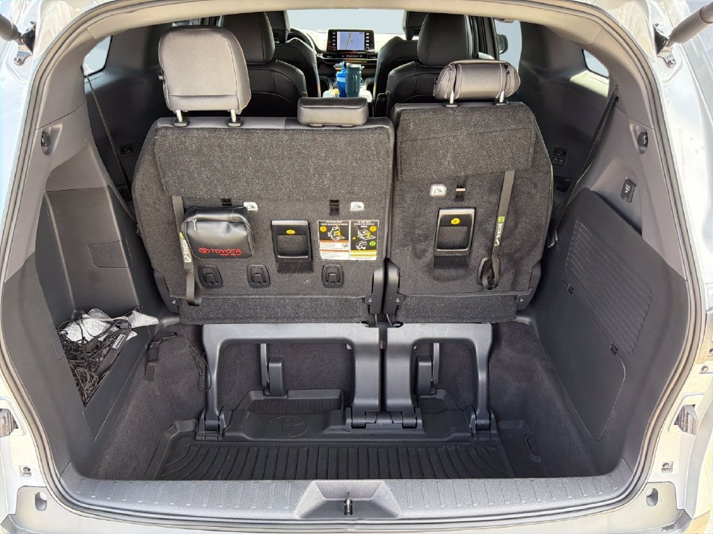 2024 Toyota Sienna Woodland Edition - Photo 26