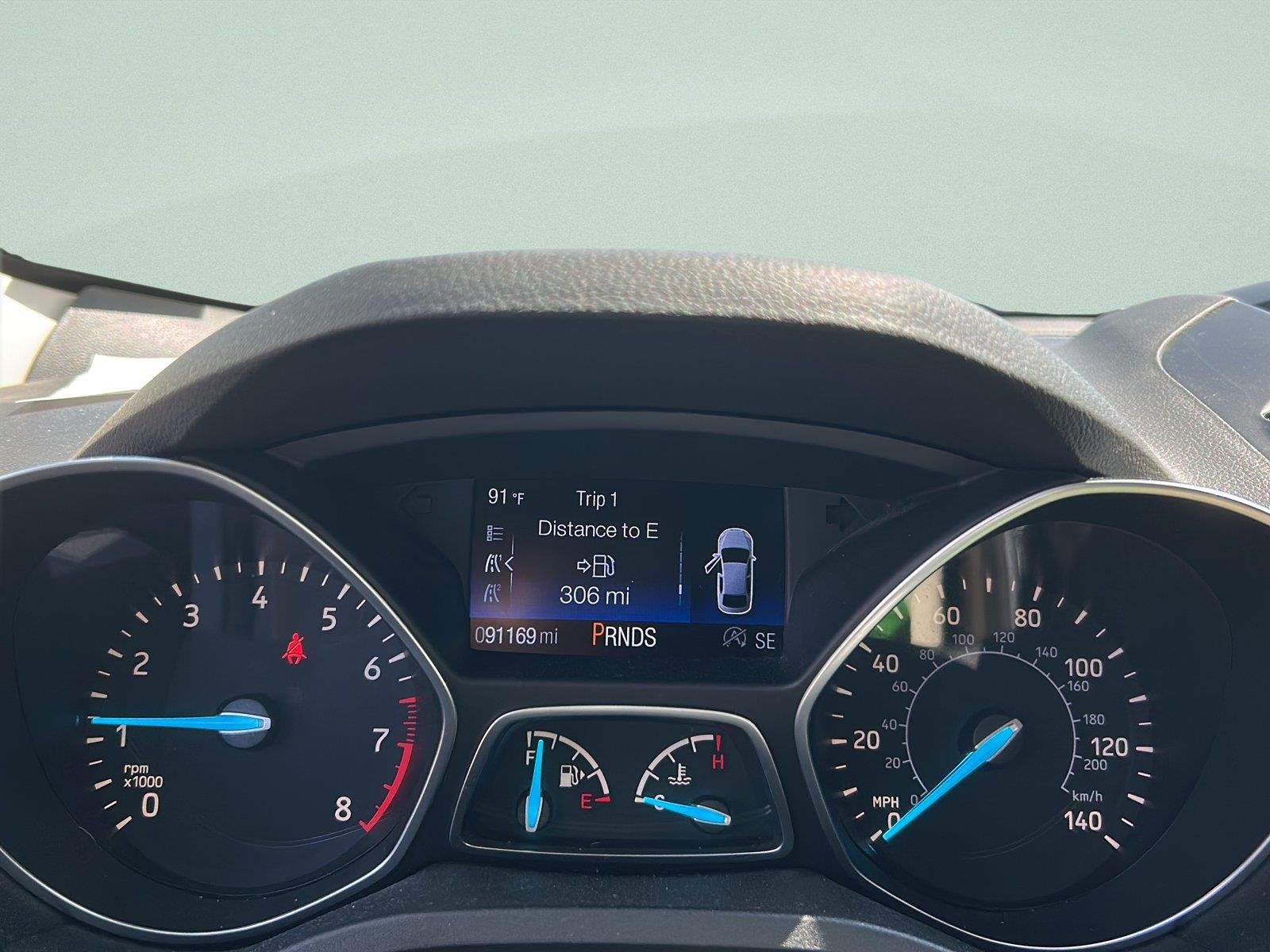 Used 2017 Magnetic Ford SE image 9