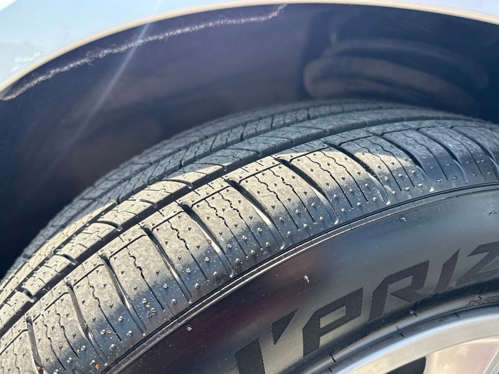 Used 2019 Silver Chevrolet LT image 28