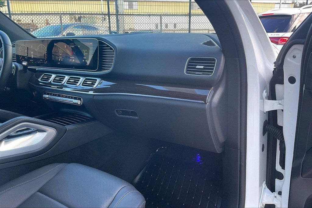 Certified Used 2026 White Mercedes-Benz GLE 450e image 13