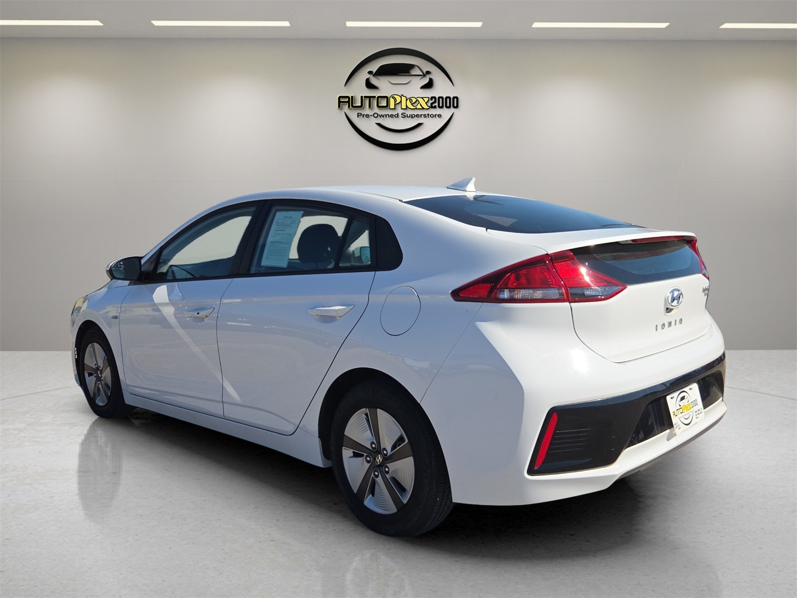 2018 Hyundai Ioniq Blue photo 4