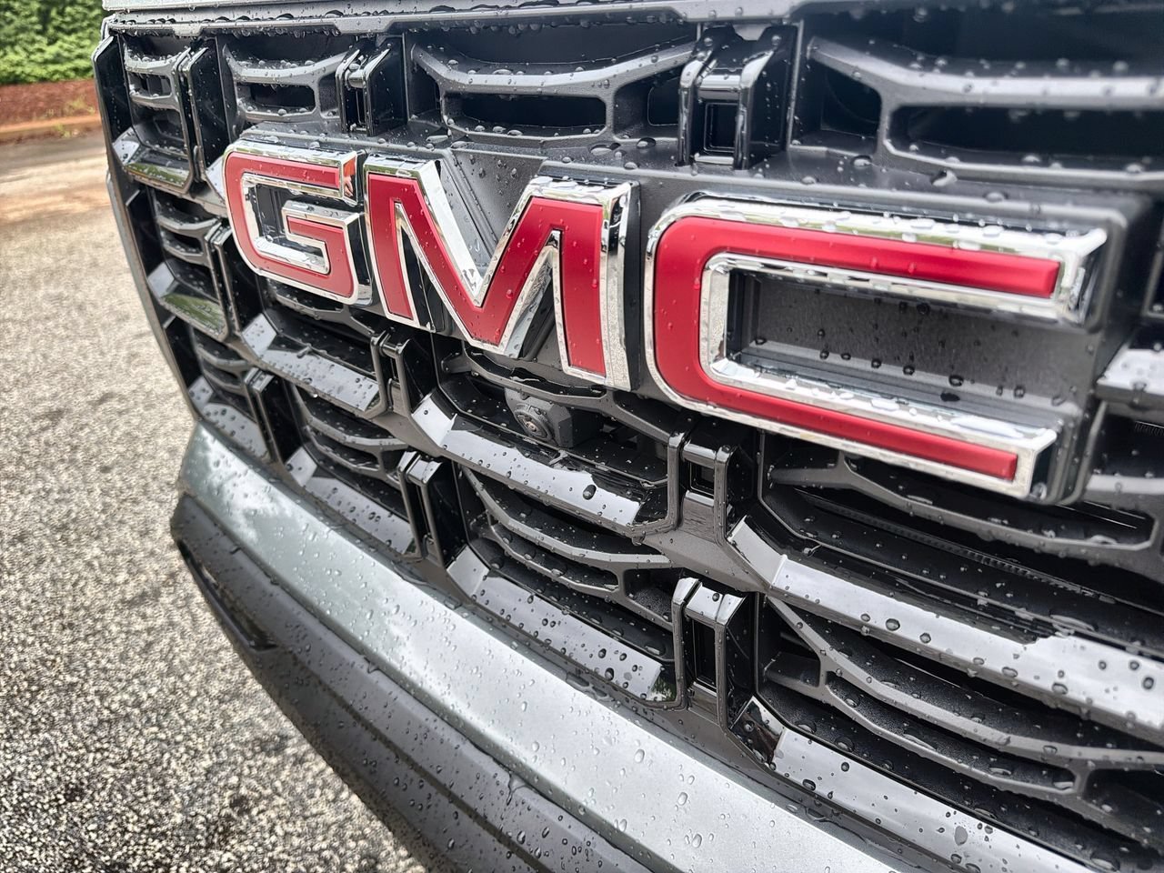 New 2026 Sterling Metallic GMC Elevation image 26