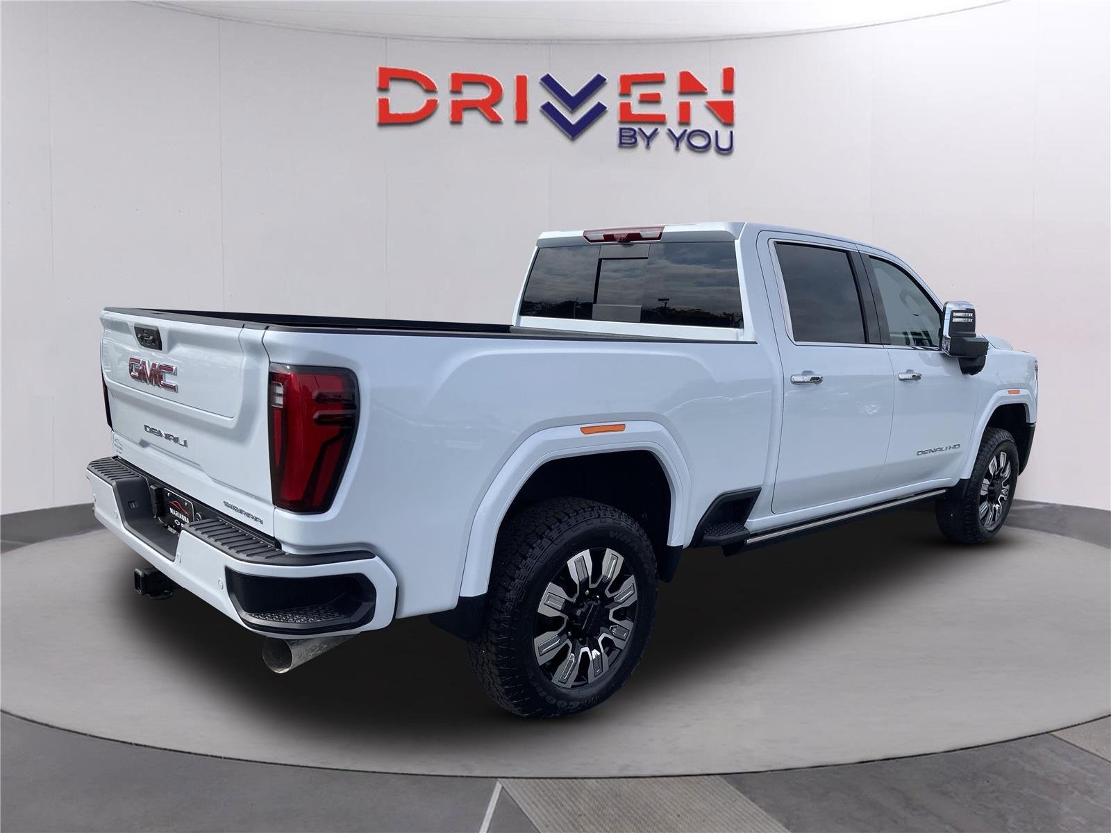 New 2026 Glacier White Tricoat GMC Denali image 4