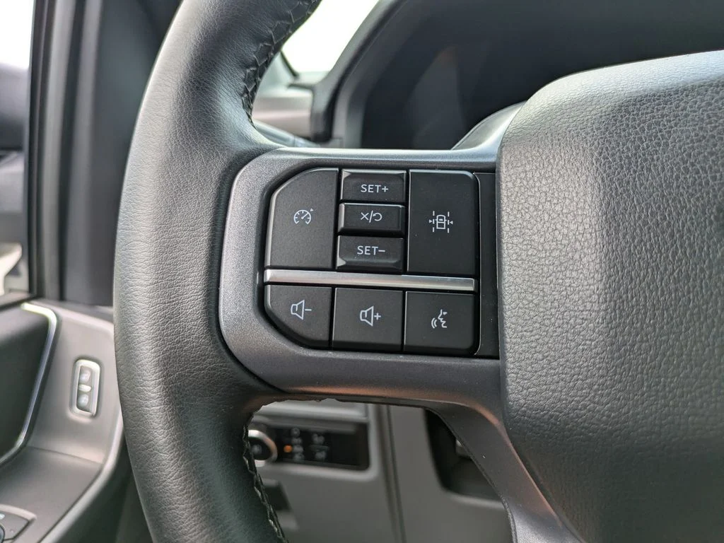 Used 2025 White Ford XLT image 24