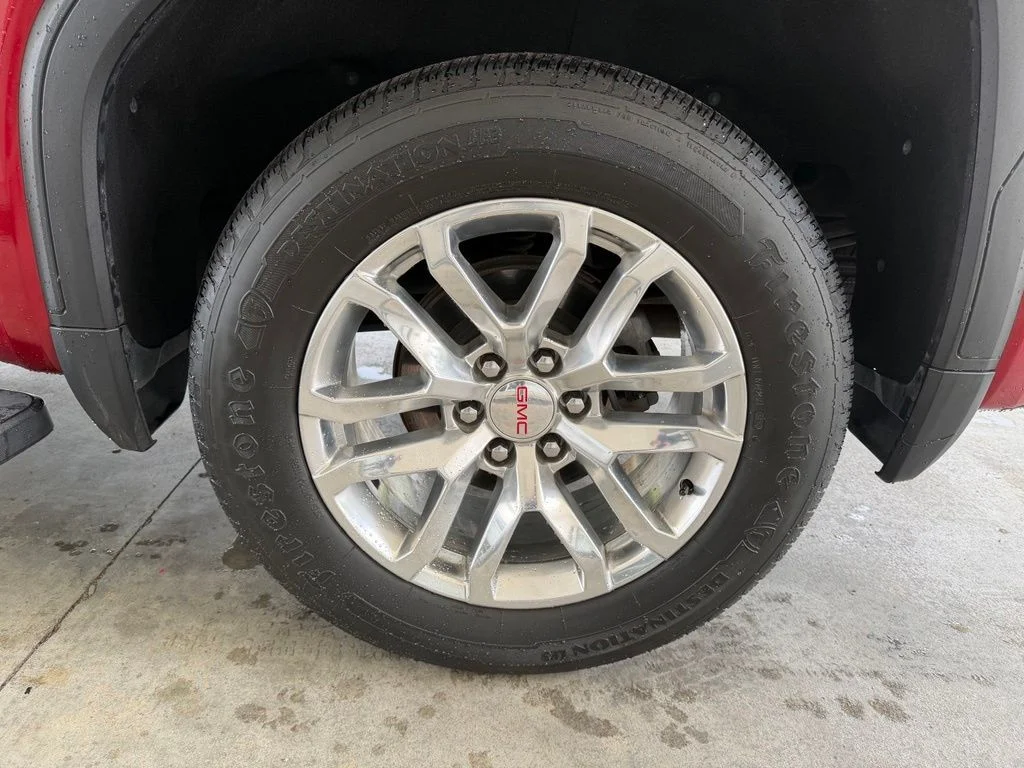 Used 2021 Red GMC SLT image 18