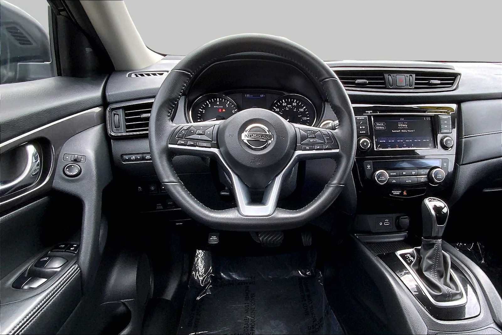 Used 2019 MIDNIGHT PINE M Nissan SV image 6