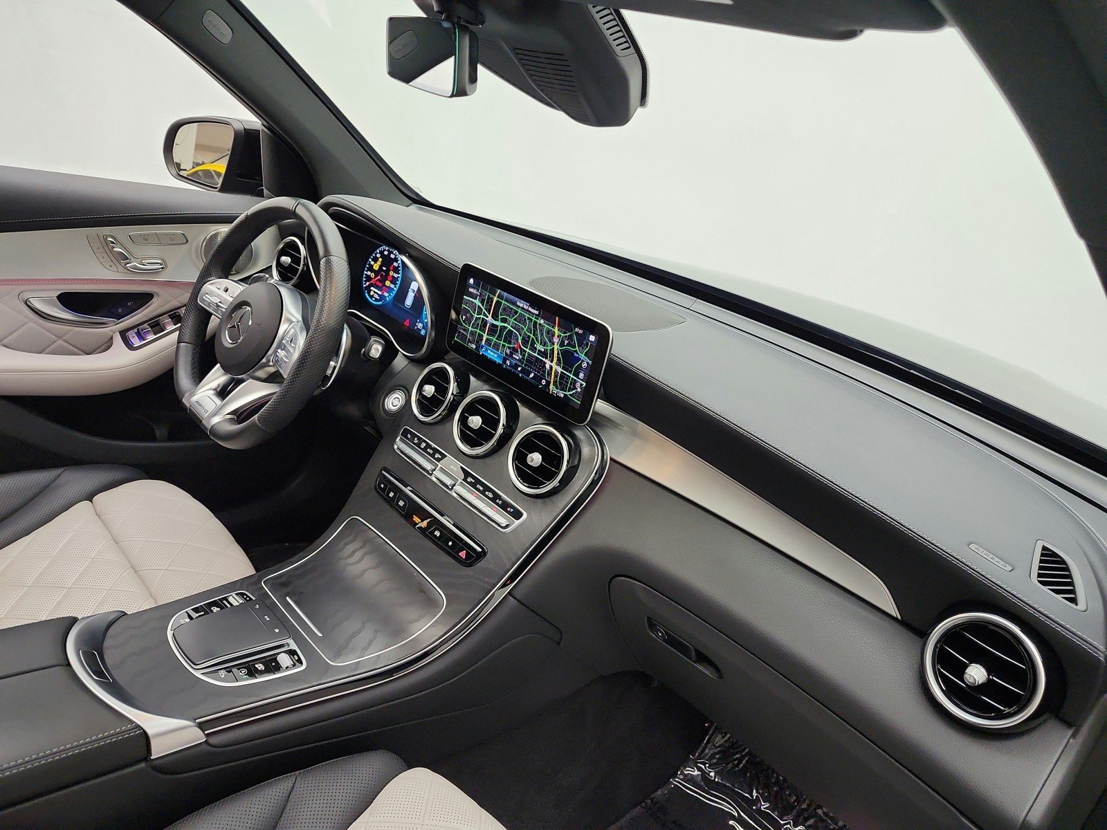 Certified Used 2021 Graphite Grey Metallic Mercedes-Benz AMG® GLC 43 4MATIC SUV image 19
