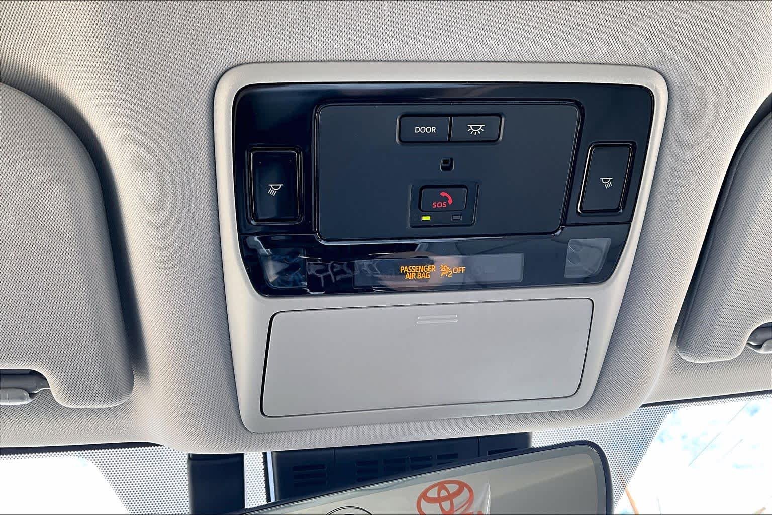 New 2026 Wind Chill Pearl Toyota XLE image 18