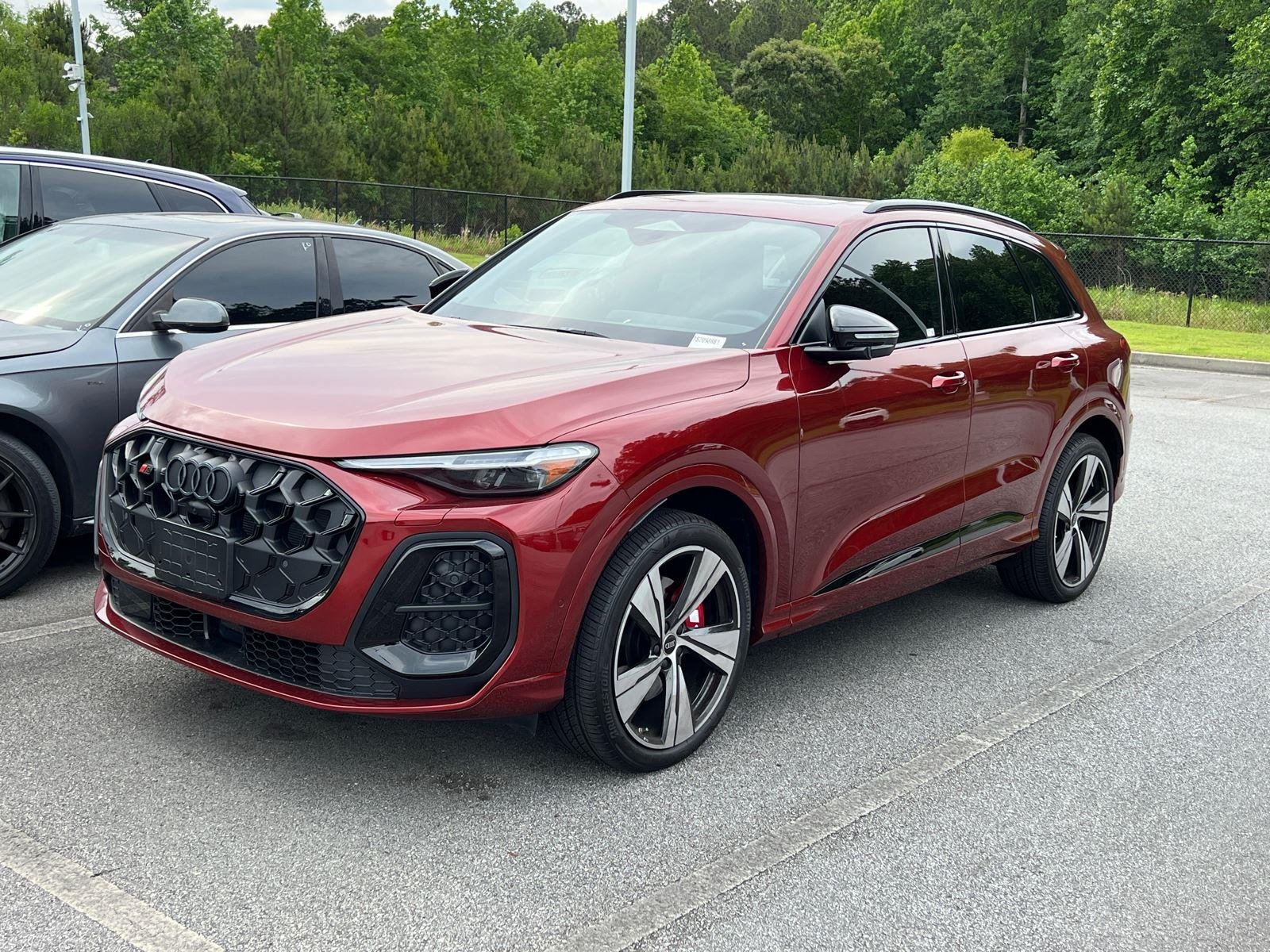 2025 Audi SQ5 Prestige's photo