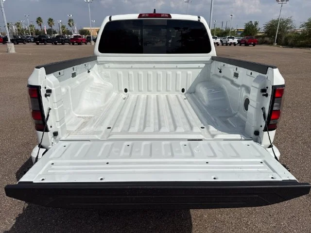 New 2027 Glacier White Nissan Crew Cab SV image 25