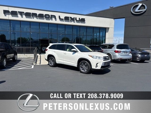 2017 Toyota Highlander XLE V6's photo