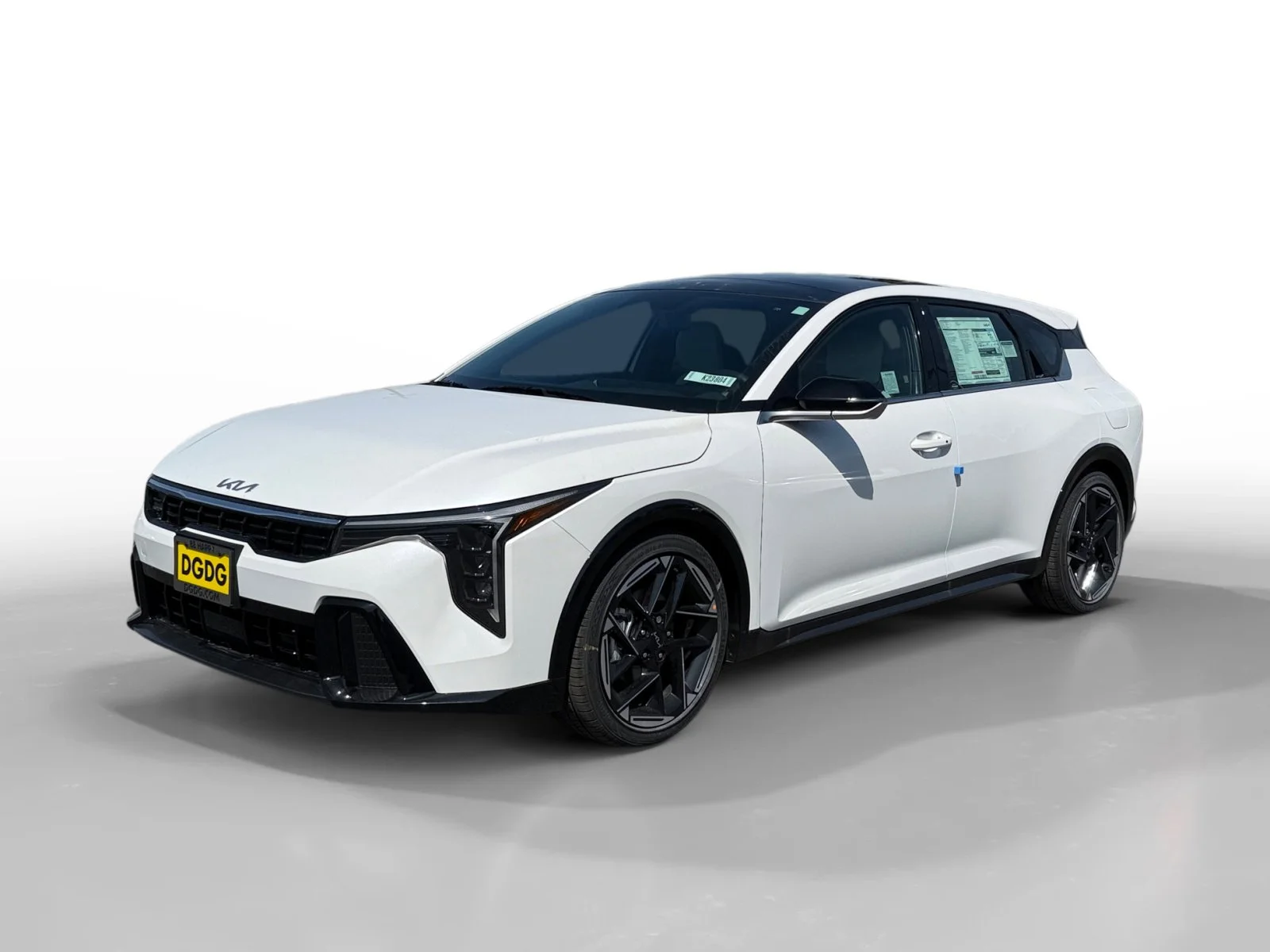 2026 Kia K4 GT-Line AT Hatchback's photo