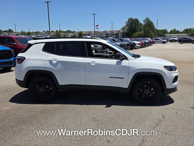 New 2026 Bright White Clear-Coat Exterior Paint Jeep Latitude image 14