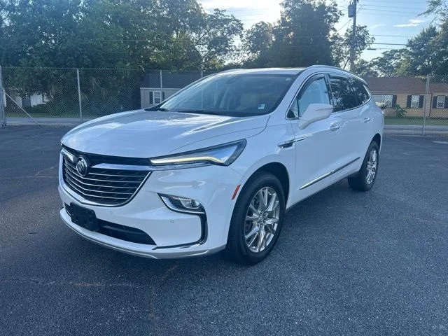 Used 2023 White Buick Essence image 1