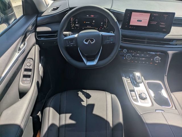 New 2027 Gray INFINITI LUXE image 17