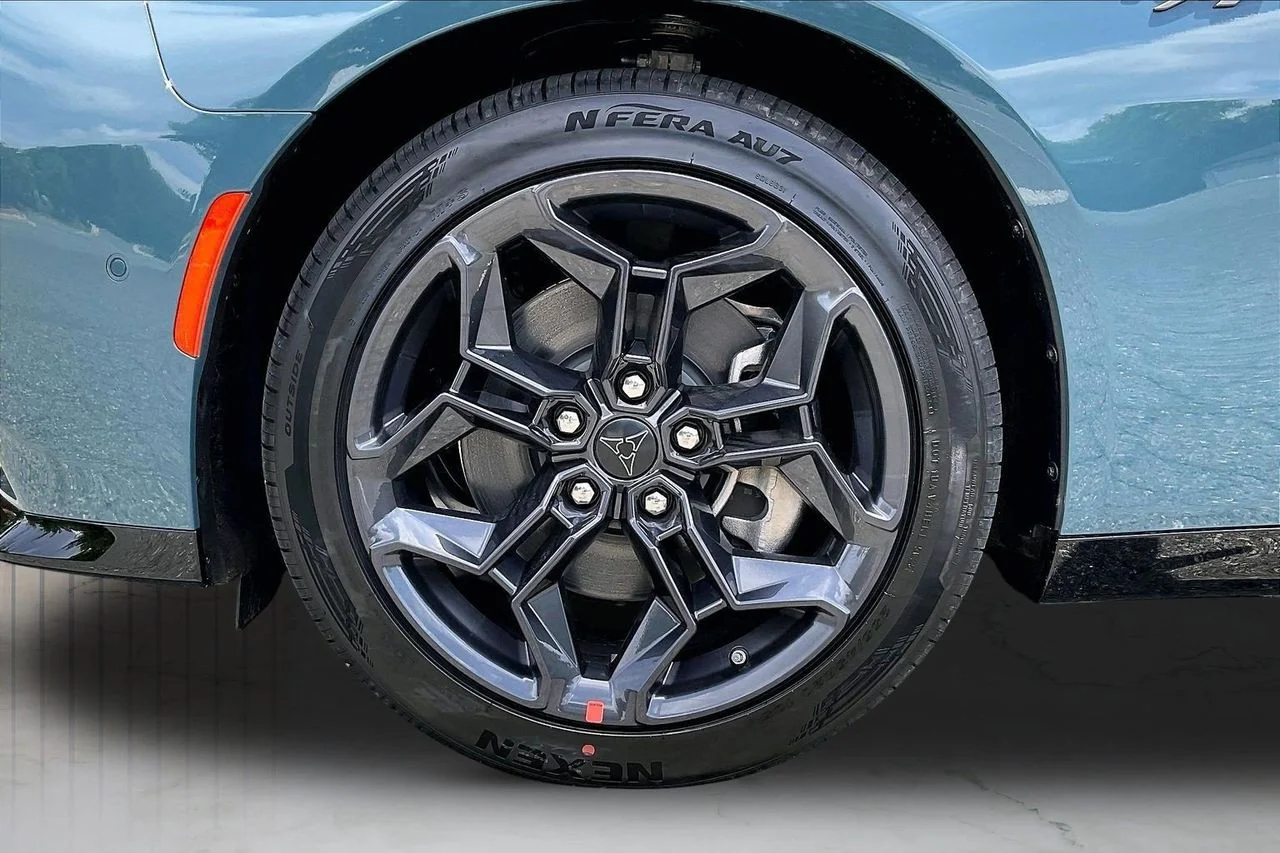 New 2026 Sub-Zero Exterior Paint Dodge  image 31