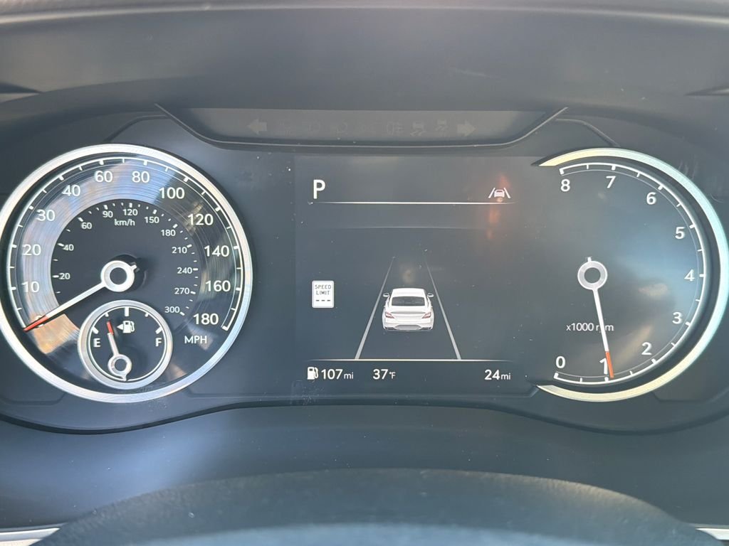 2026 GENESIS G70 Standard - Photo 26