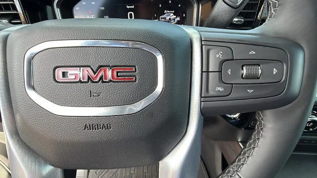 New 2026 Summit White GMC SLT image 20