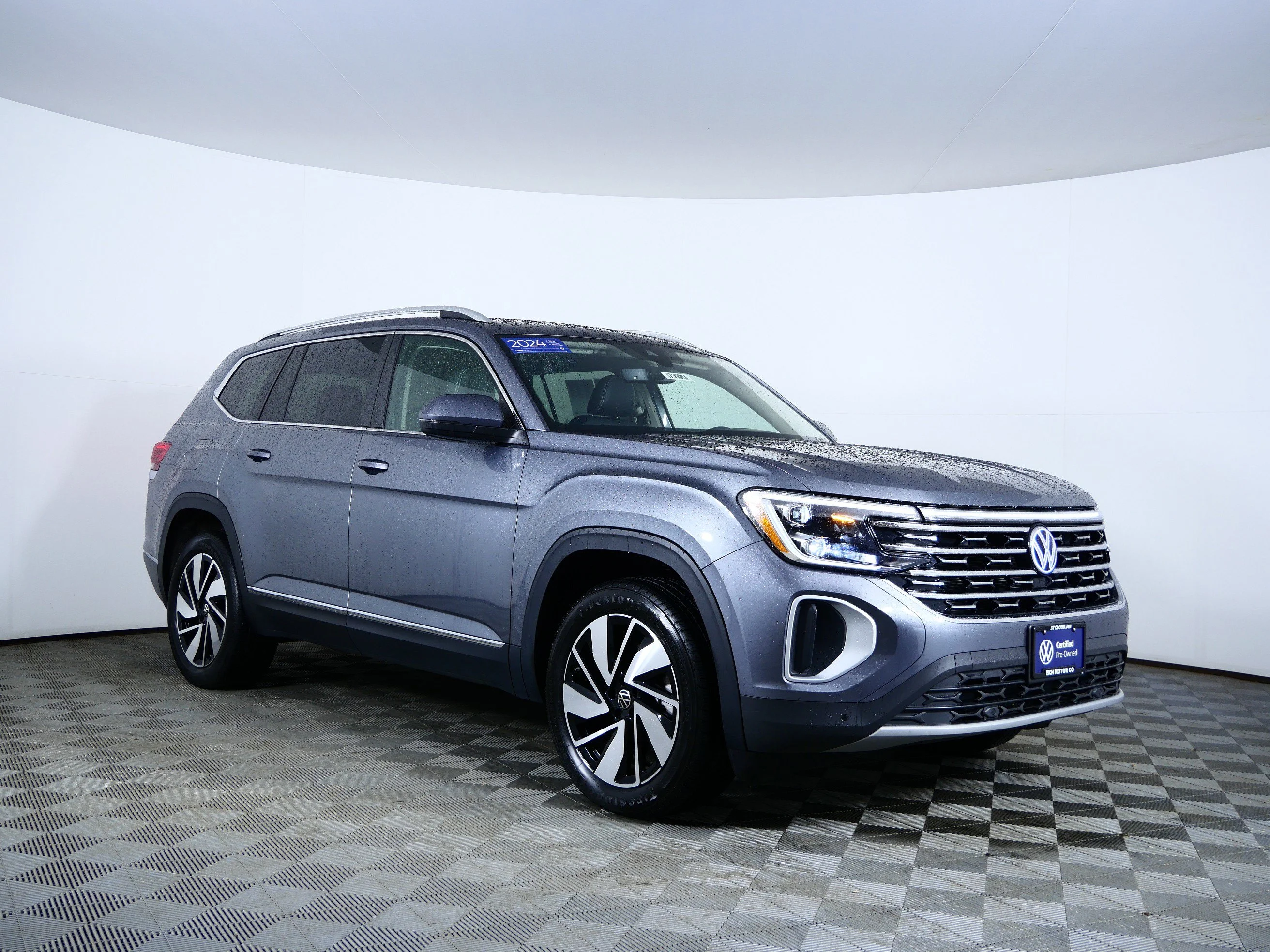 2024 Volkswagen Atlas 2.0T SEL 4MOTION's photo