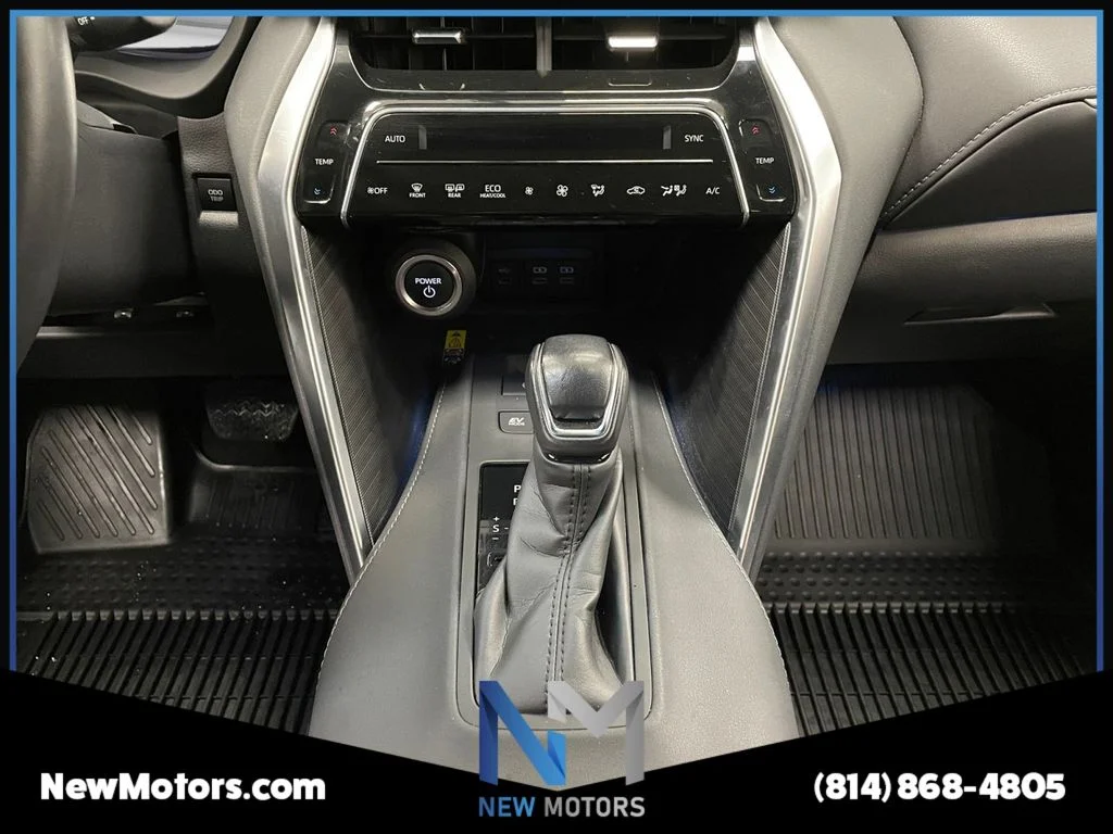 Used 2023 Titanium Toyota Limited image 9