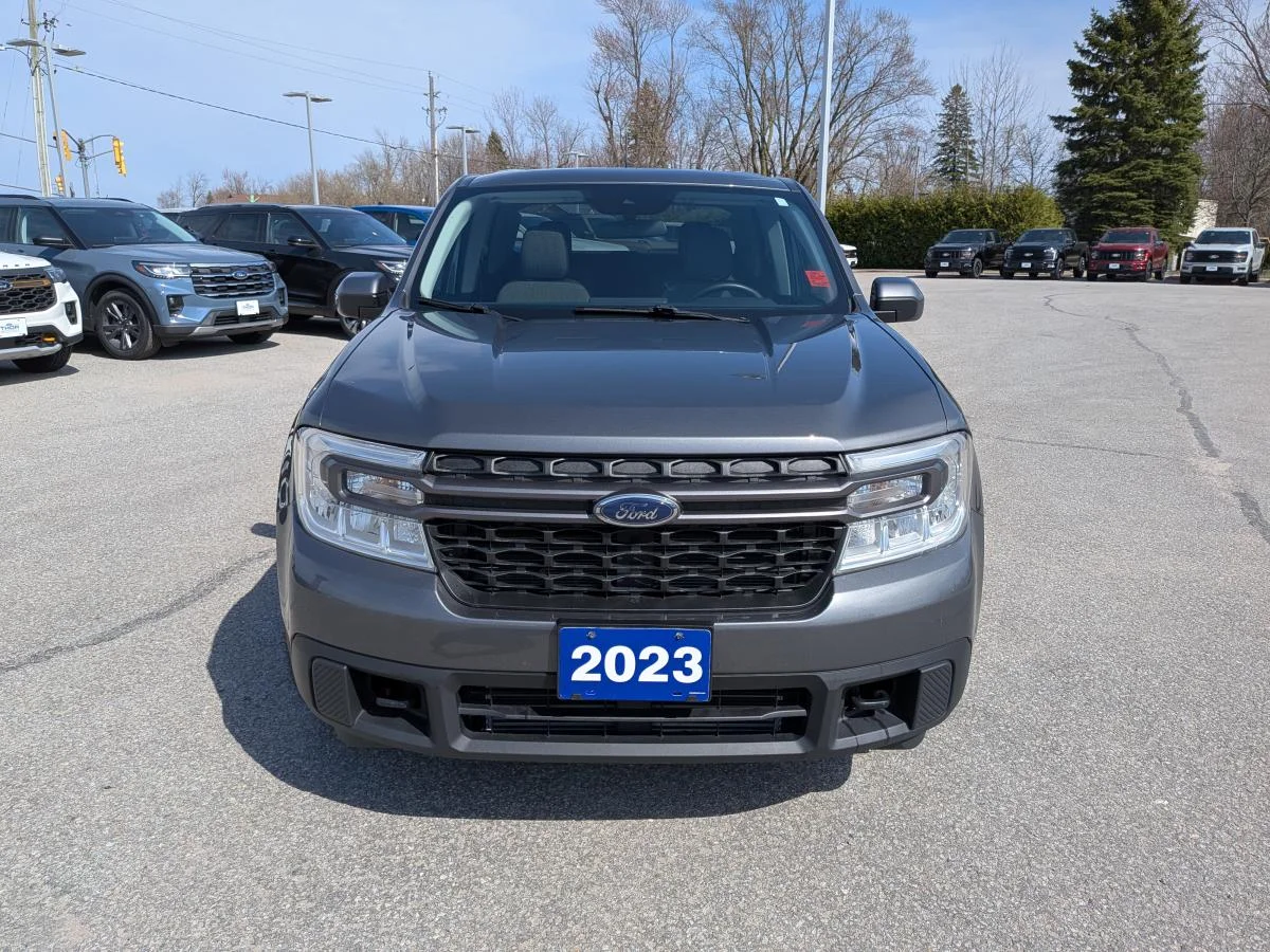 Used 2023 Grey Ford XLT image 2