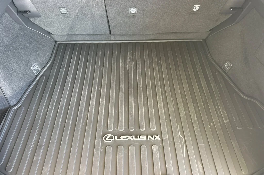 Certified Used 2026 White Lexus 350h Luxury image 18