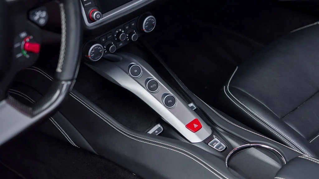 Used 2016 Grigio Silverstone Ferrari T image 22