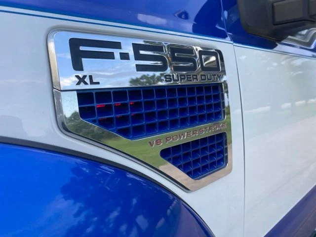 Used 2009 Blue Ford Lariat image 7