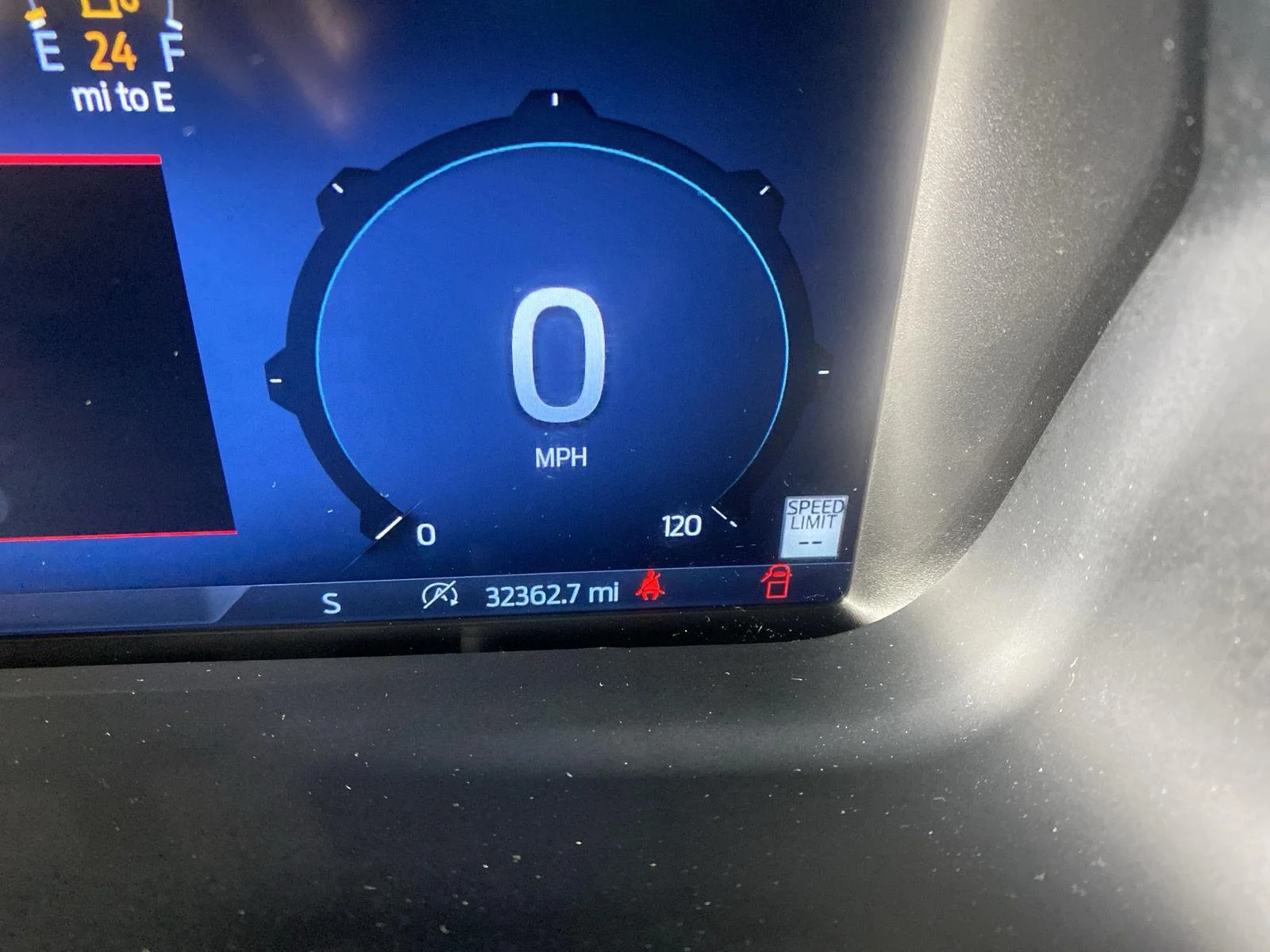 Used 2024 Carbonized Gray Ford XLT image 26