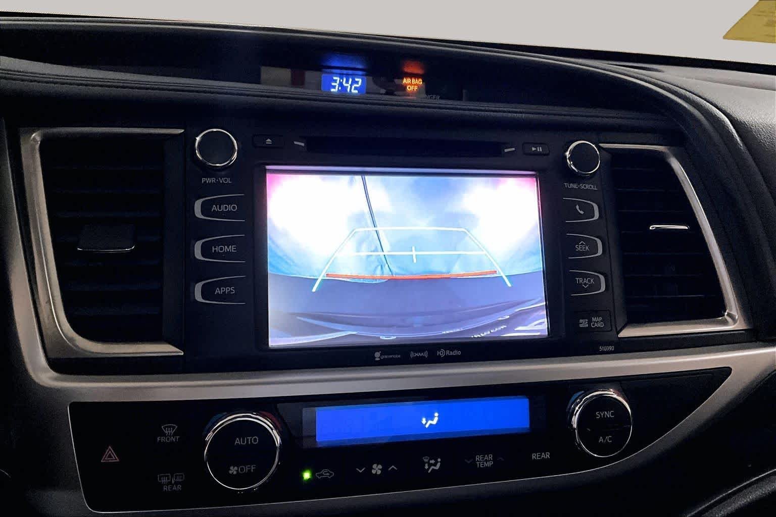 Used 2019 Midnight Black Metallic Toyota SE image 28