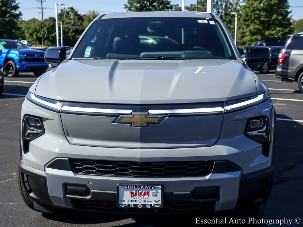 2026 Chevrolet Silverado EV LT - Photo 7
