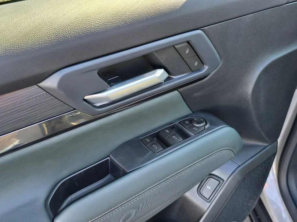 2026 GMC Terrain AT4 - Photo 14