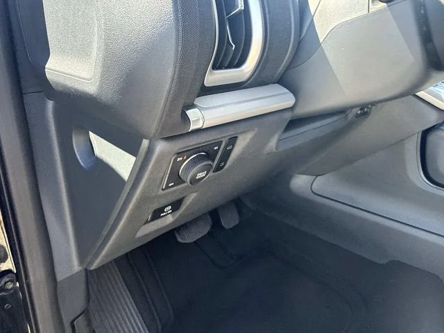 Certified Used 2025 Black Metallic Ford Active image 22