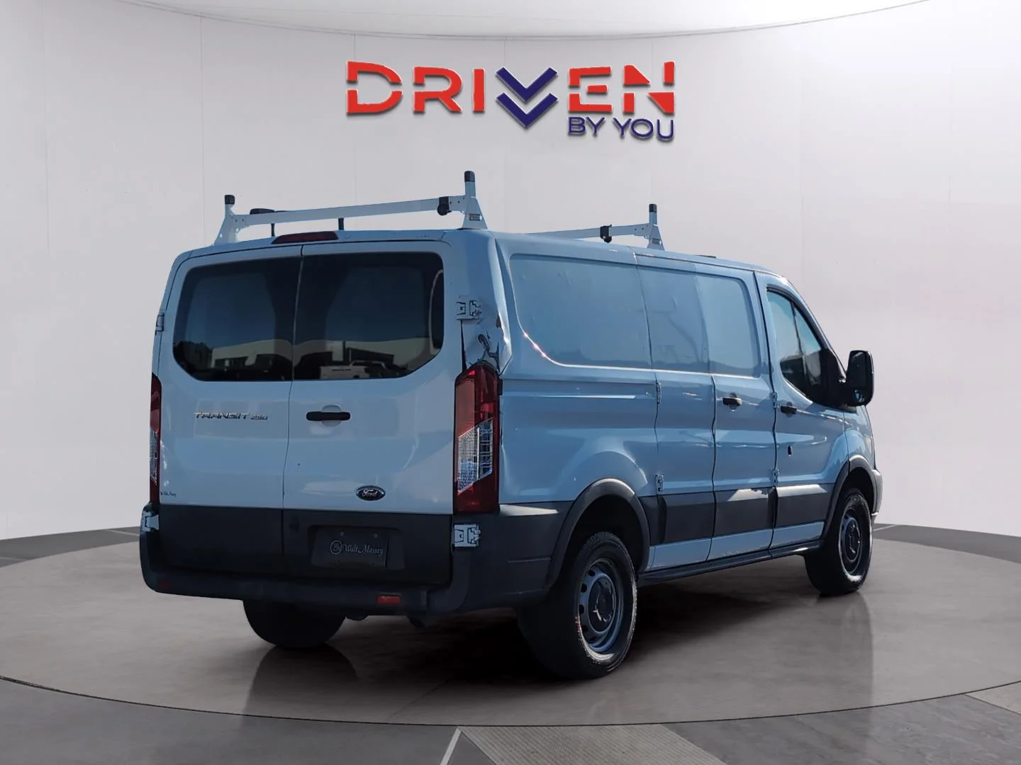 Used 2017 Oxford White Ford T-250 130 Low Rf 9000 GVWR Swing-Out RH Dr image 5