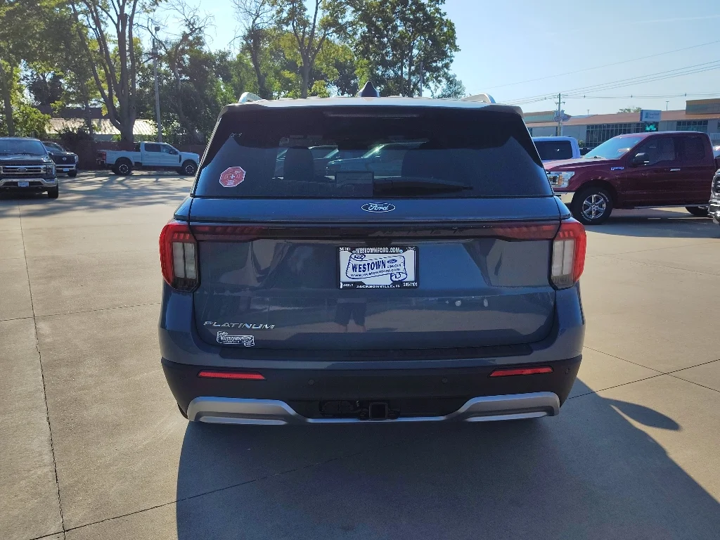 New 2027 Vapor Blue Metallic Ford Platinum™ image 8