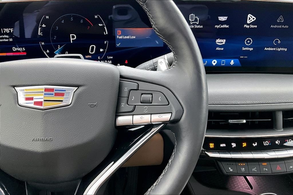 Used 2025 Silver Cadillac Premium Luxury image 21