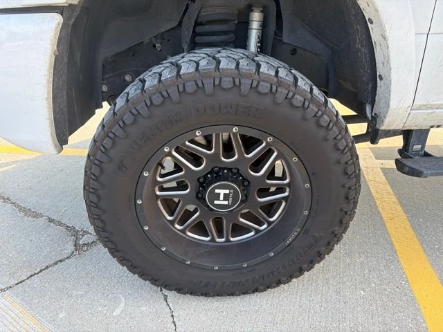 Used 2019 White Ram Laramie image 18