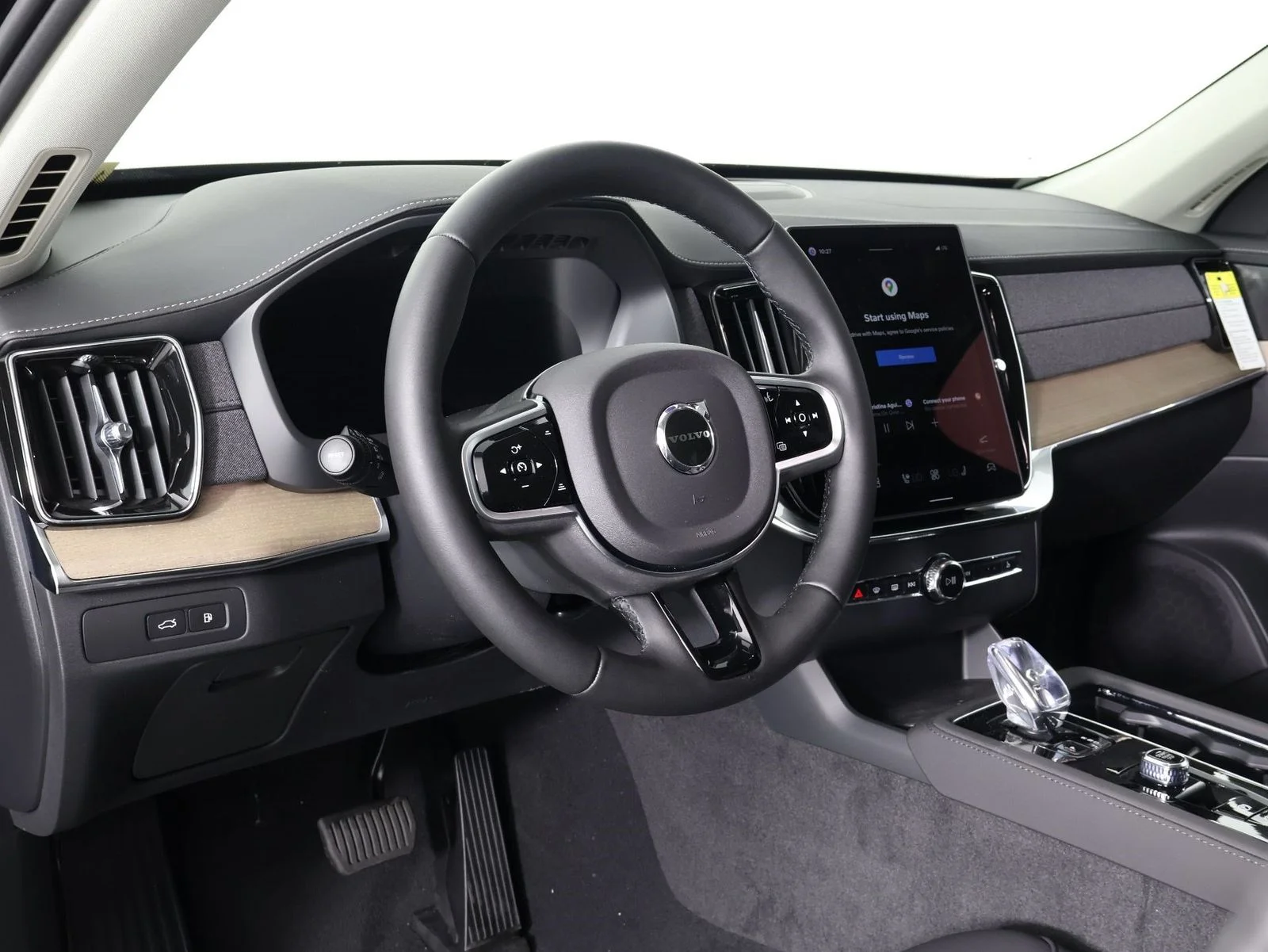 New 2026 Black Volvo T8 Plus image 8
