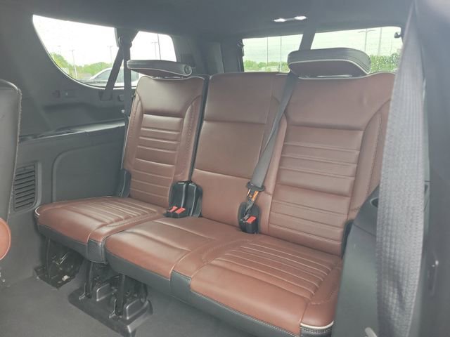 Used 2023 Onyx Black GMC Denali Ultimate image 9